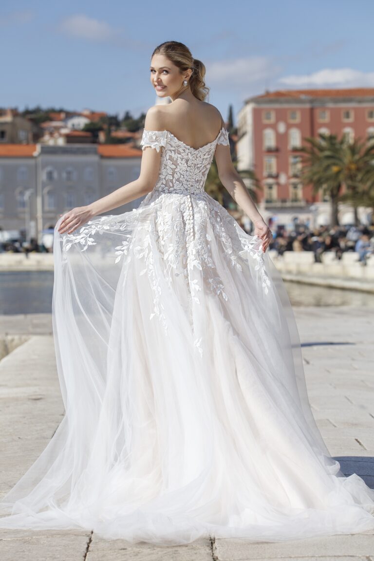 Brautkleid